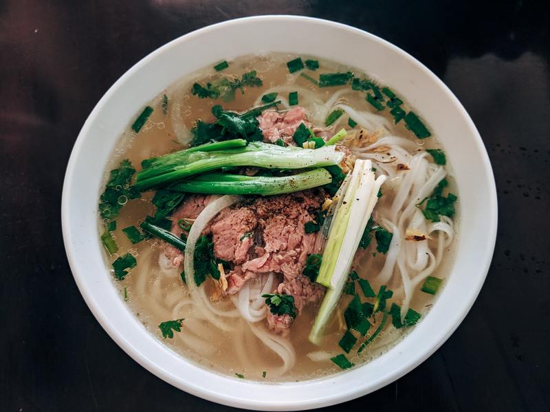 Noodle soup with green leaf vegetable